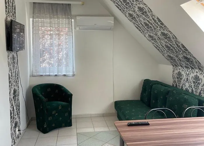 Zamor 10 Apartmant *